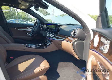 2021 Mercedes-Benz E 350 из США, поврежденный, VIN W1KZF8DB9MA919727
